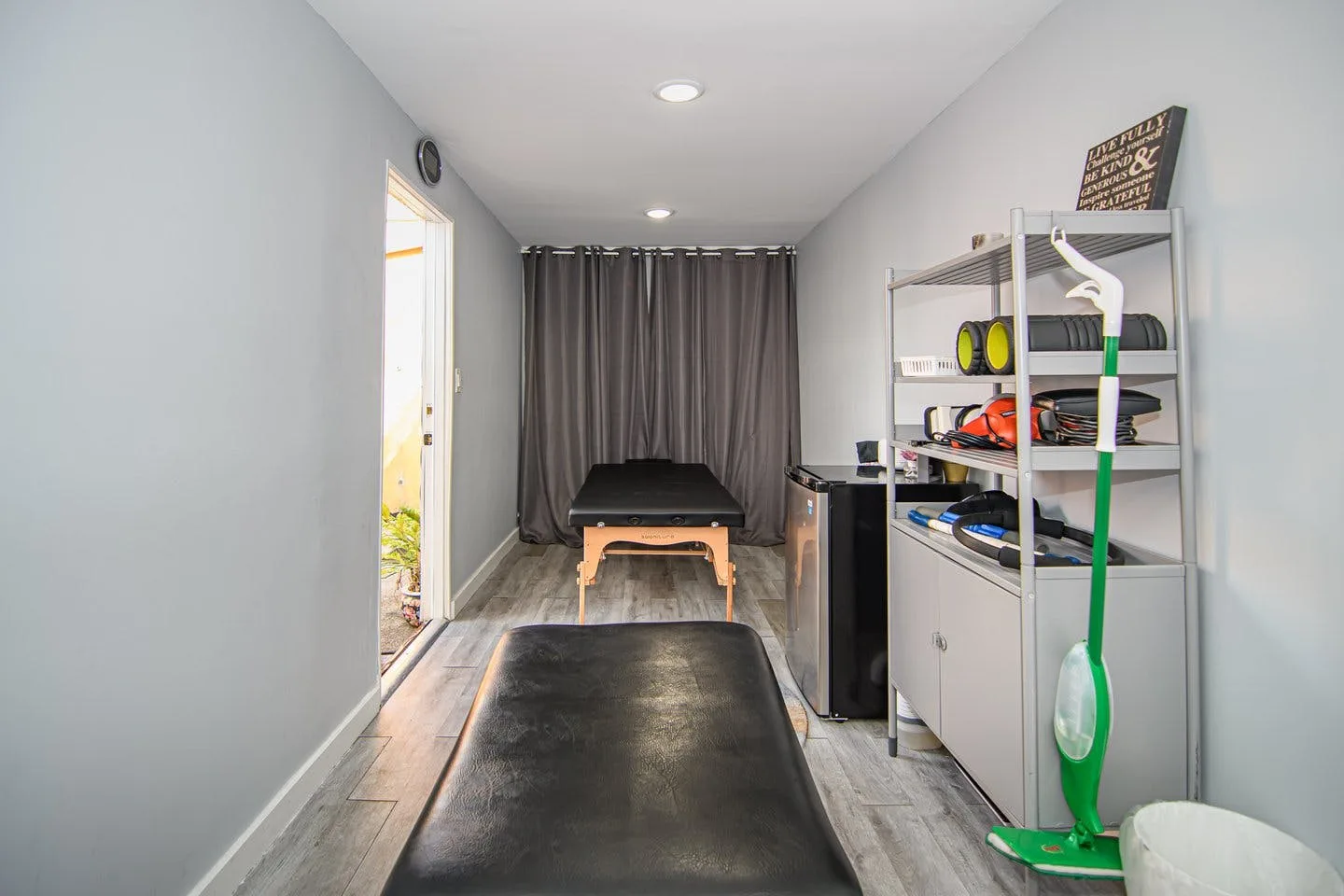 Modern Renovated Container Space in Oakland Park