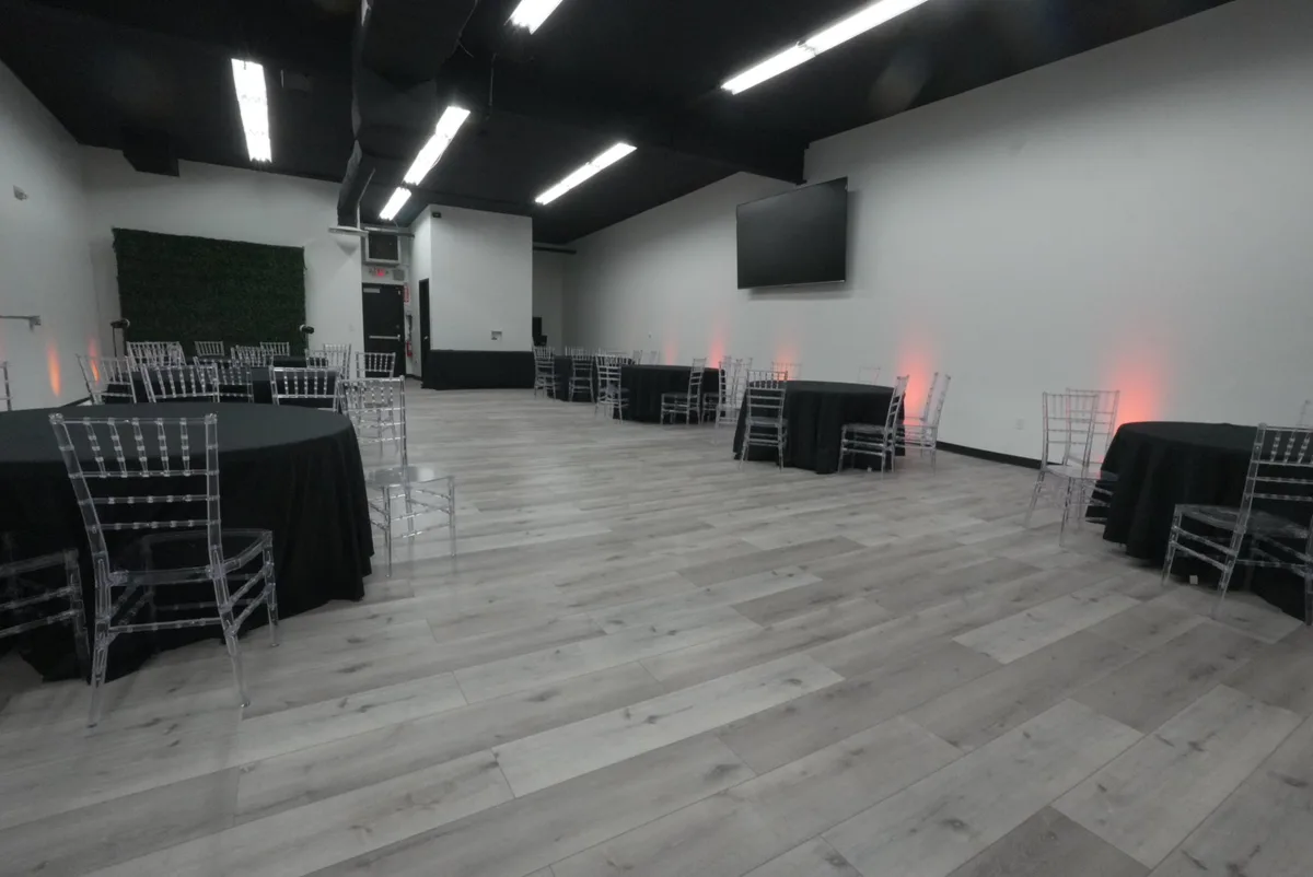 Modern Renovated Event Space in Sayreville, NJ, 194 sqm, retail activation, pop-up rental