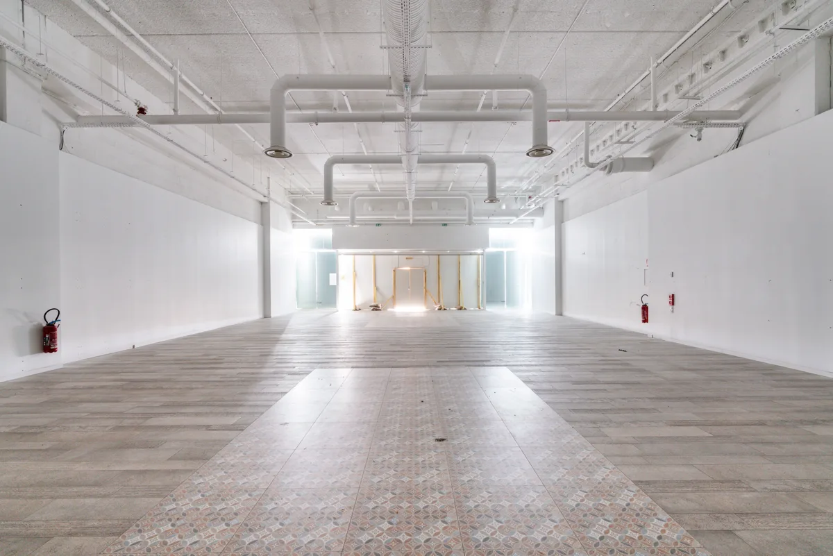 Modern Retail Space for Pop-Up Stores, 293 sqm, pop up store in Paris, additional interior view