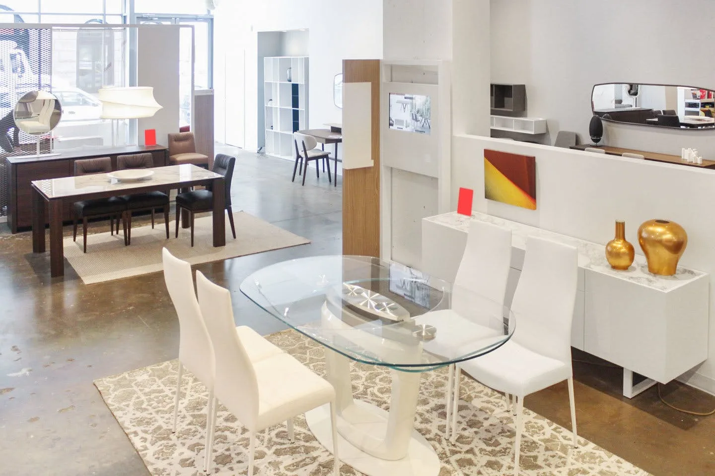 Modern SoHo Pop-Up Space on Thompson Street — 4