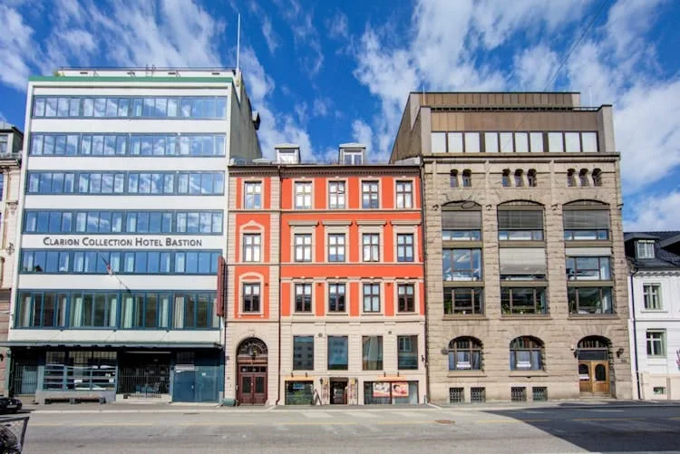 Modern Street-Level Venue in Central Oslo — 4