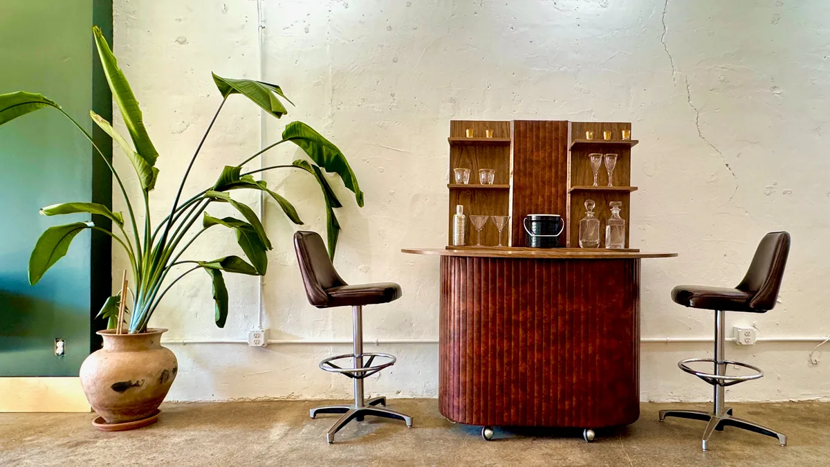 Modern Vintage-Inspired Studio for Events and Retail, 302 sqm, pop up store in Saint Paul, third interior view