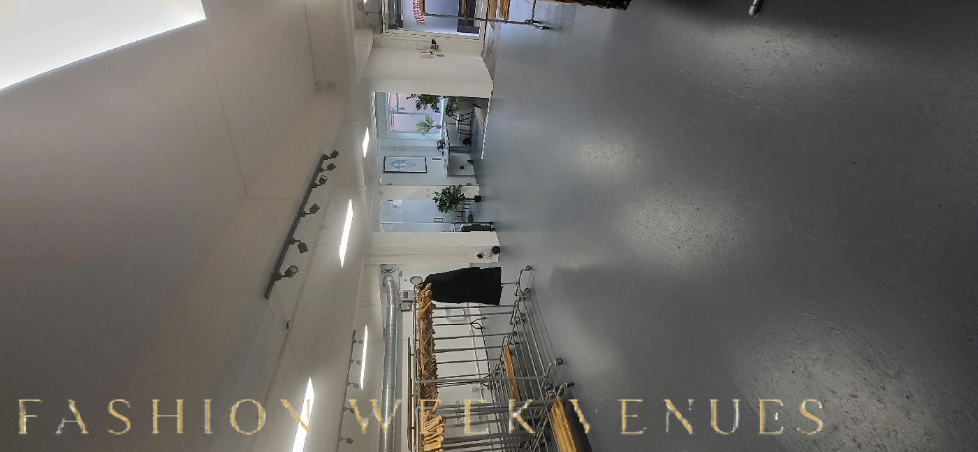 Modern Warehouse Space in Spitalfields, 139 sqm, private showroom, pop-up rental in Greater London, second interior view