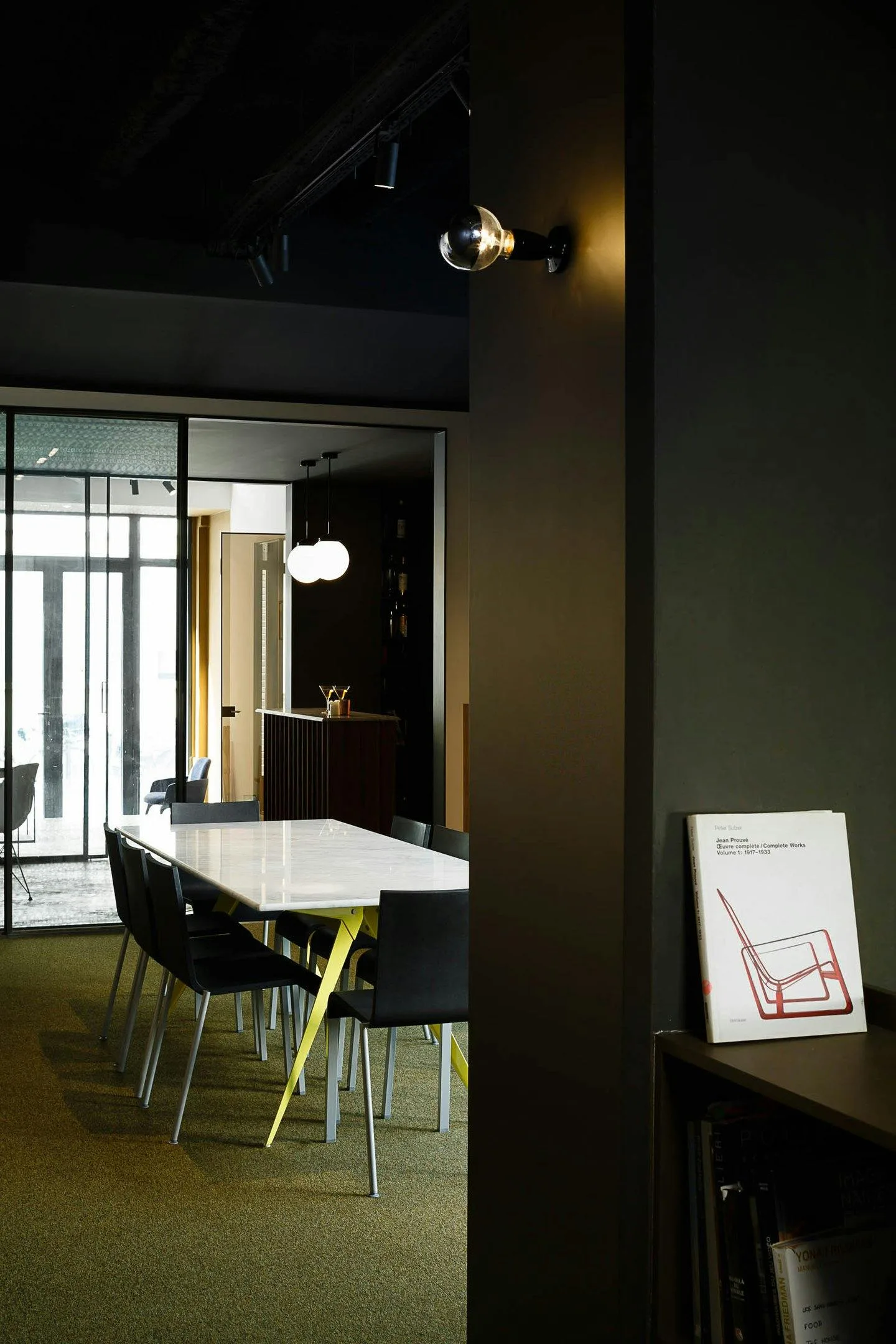 Modular 135 sqm Showroom in Paris 11th Arrondissement — 5