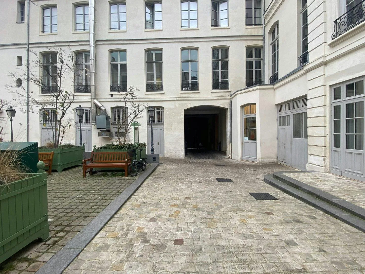 Modular Creative Space in Paris 9th Arrondissement — 2