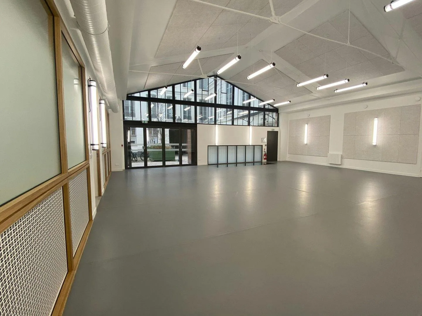 Modular Creative Space in Paris 9th Arrondissement — 3