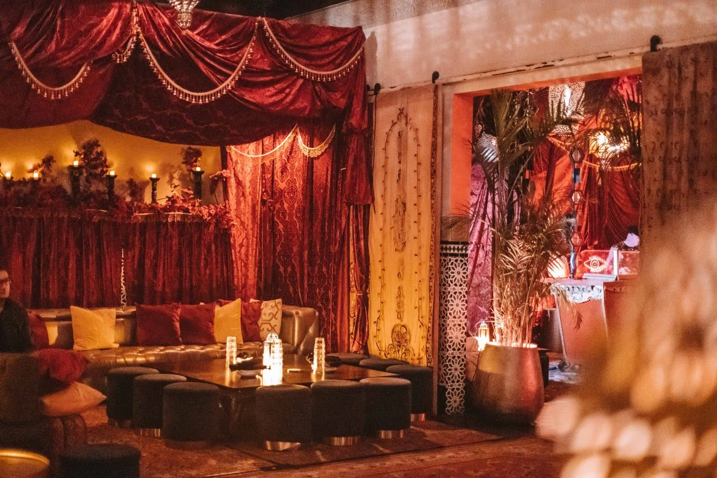 Moroccan-Decor Restaurant and Club on Sunset Boulevard — 4