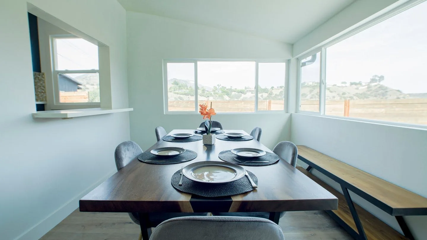 Mulholland Property with Hollywood Sign View — 2