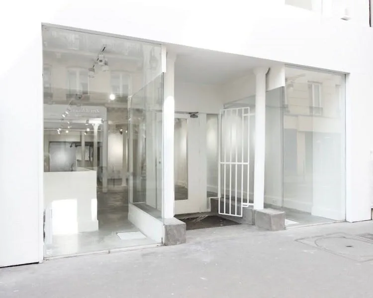 Multi-Level Commercial Space on Rue Saint-Martin, Paris