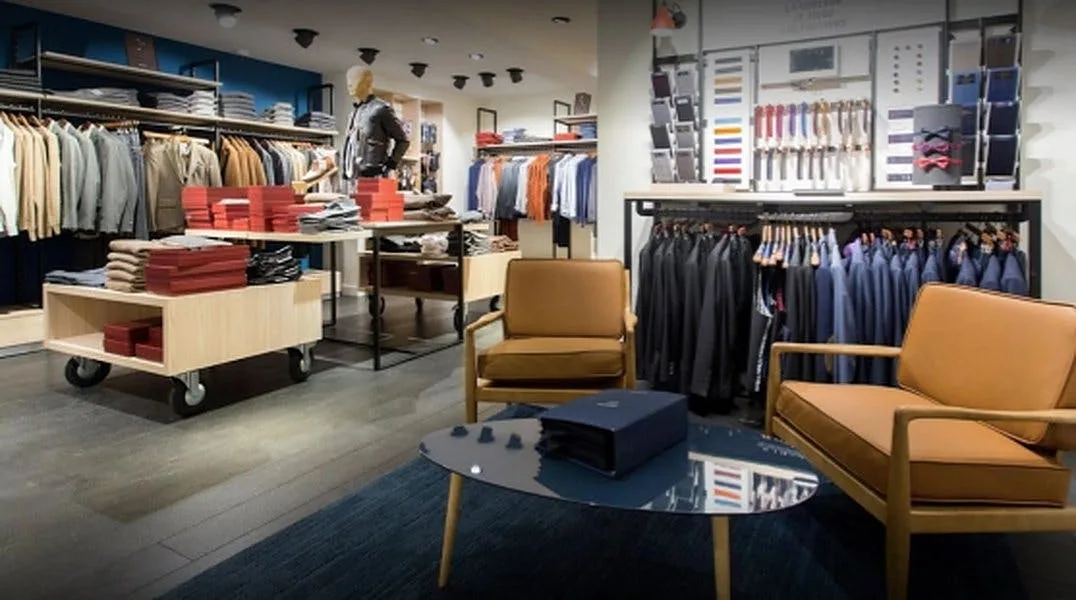 Multi-Level Retail Space in Lille Hypercentre — 3
