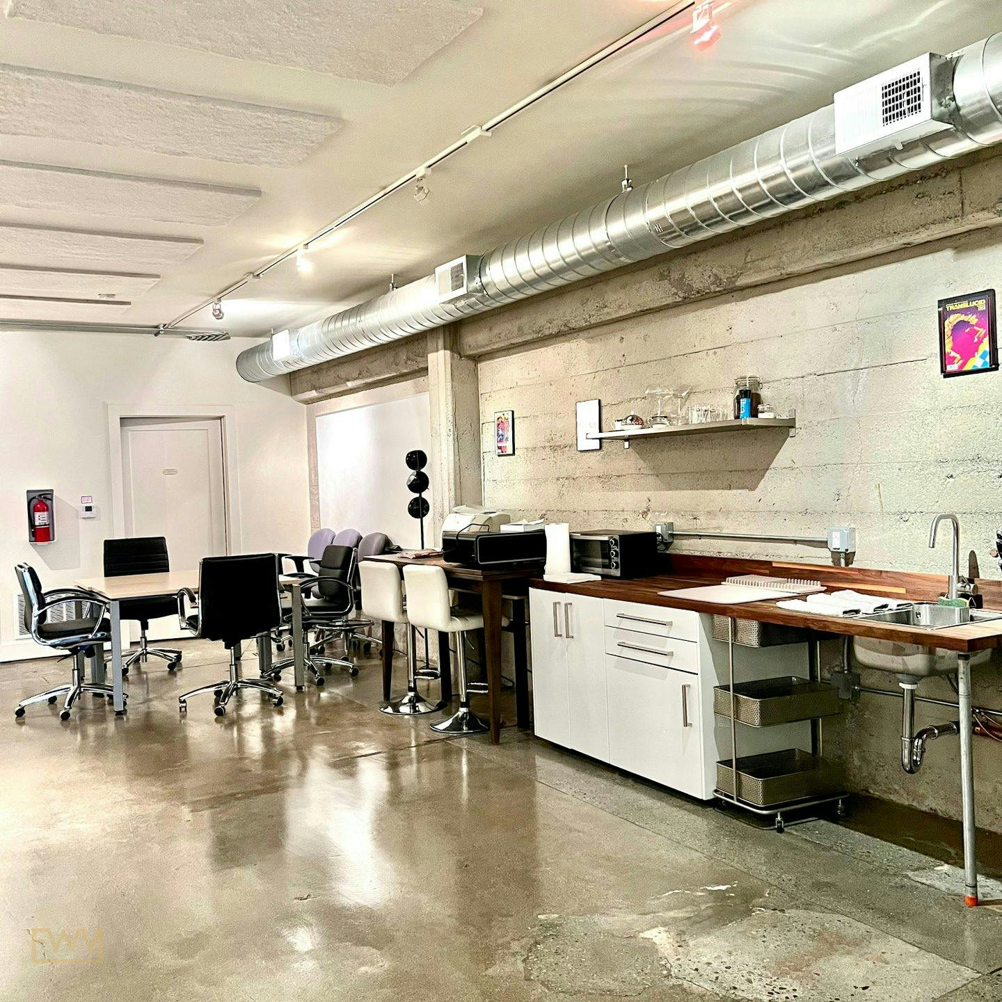 Multi-Purpose 1,500 Sq Ft Urban Event Space in SoMa, 139 sqm, retail activation, pop-up rental in San Francisco