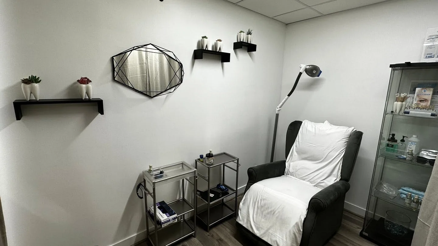Multi-Room Commercial Space on Saticoy Street — 5