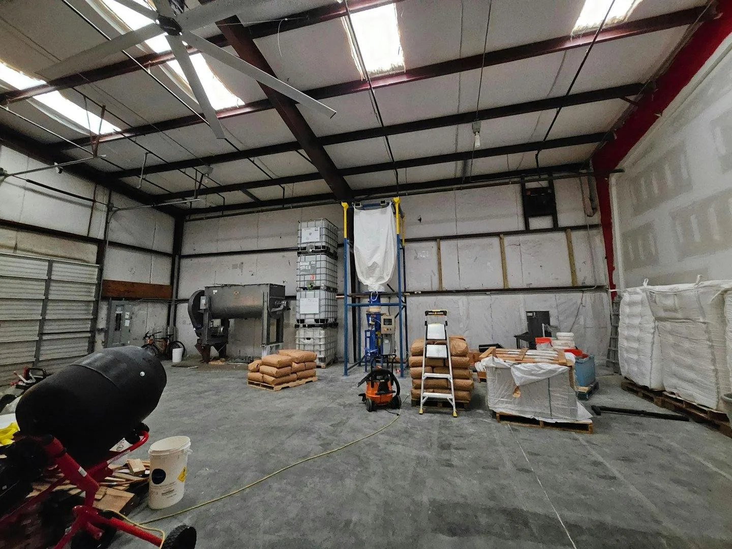 Multi-Tenant Sublease Warehouse in Summerville, SC — 4