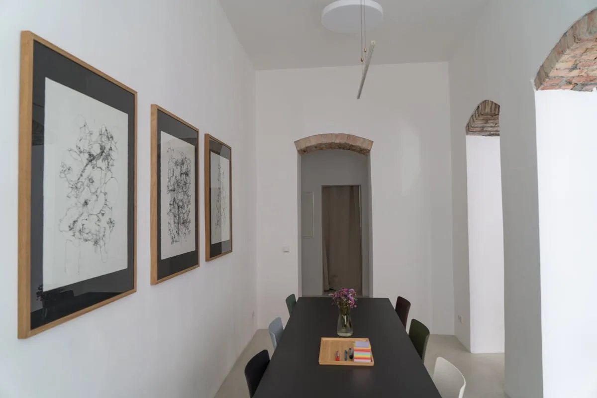 Multi-Use Commercial Space at Helmoltzplatz, Berlin — 5