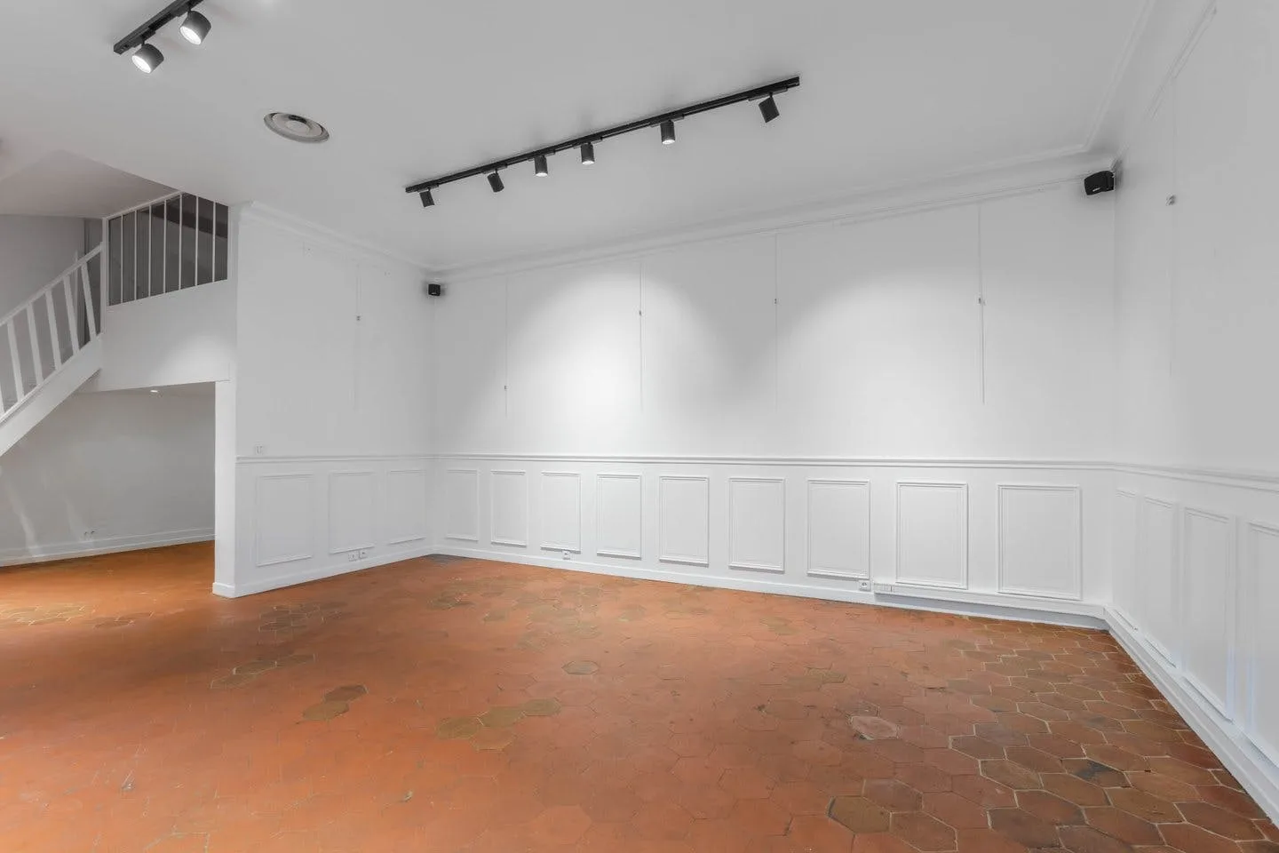 Multi-Use Commercial Space in Le Marais, Paris — 2