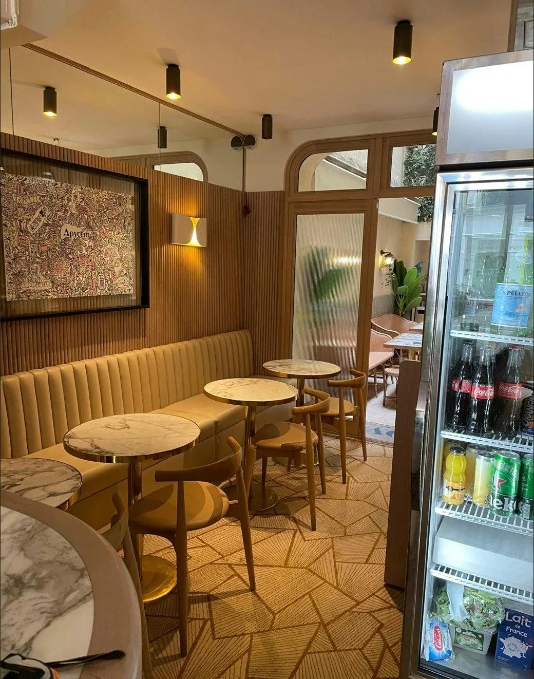 Multi-Use Commercial Space with Terrace in Le Marais, Paris — 2