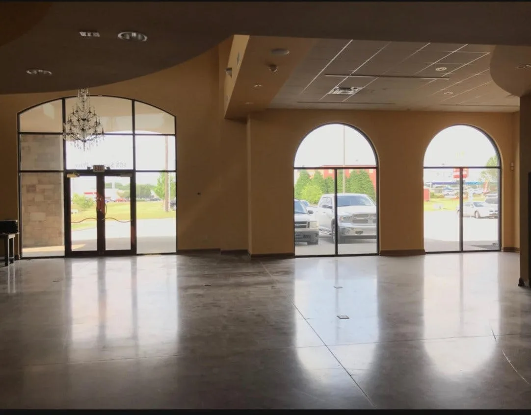 Multi-Use Space in a Retail Center, Lebanon — 4