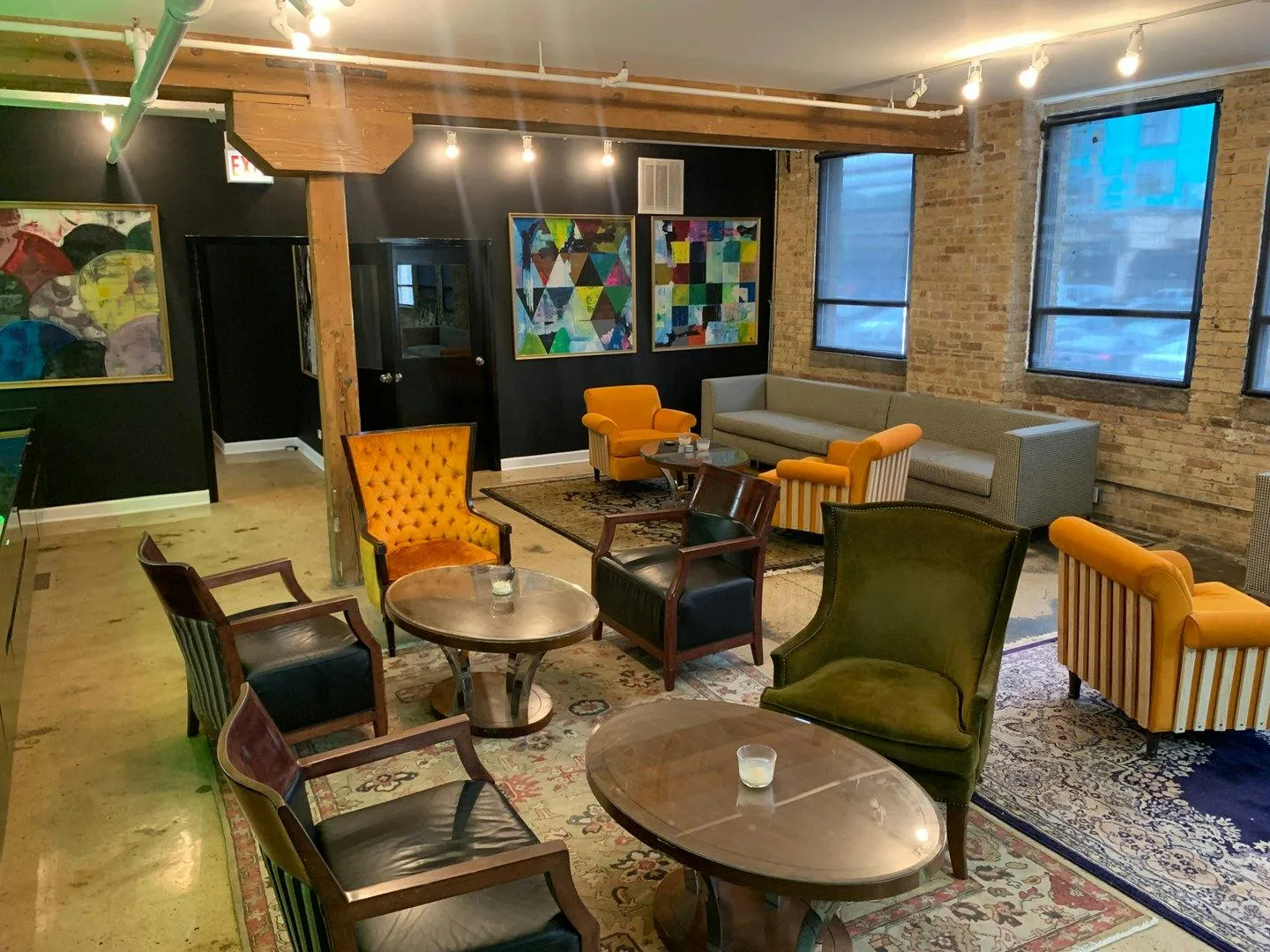 Multipurpose 2,000 Sq Ft Art Studio and Gallery in Chicago — 4