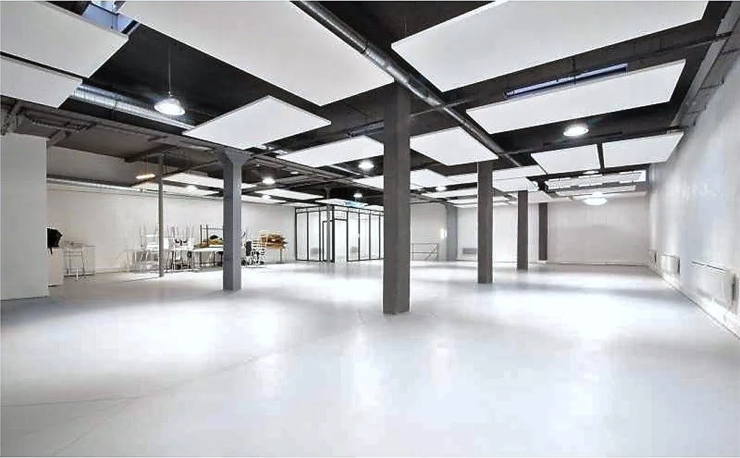 Multipurpose 460 sqm Space on Rue Marguerite de Rochechouart — 2
