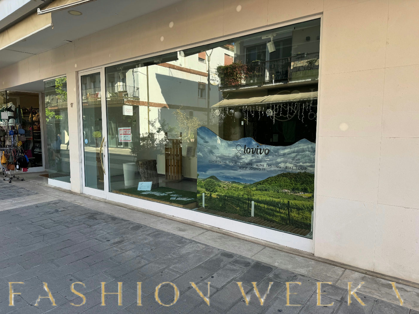Negozio in Centro Abano Terme con Vetrine Ampie, 53 sqm, pop up store, interior view