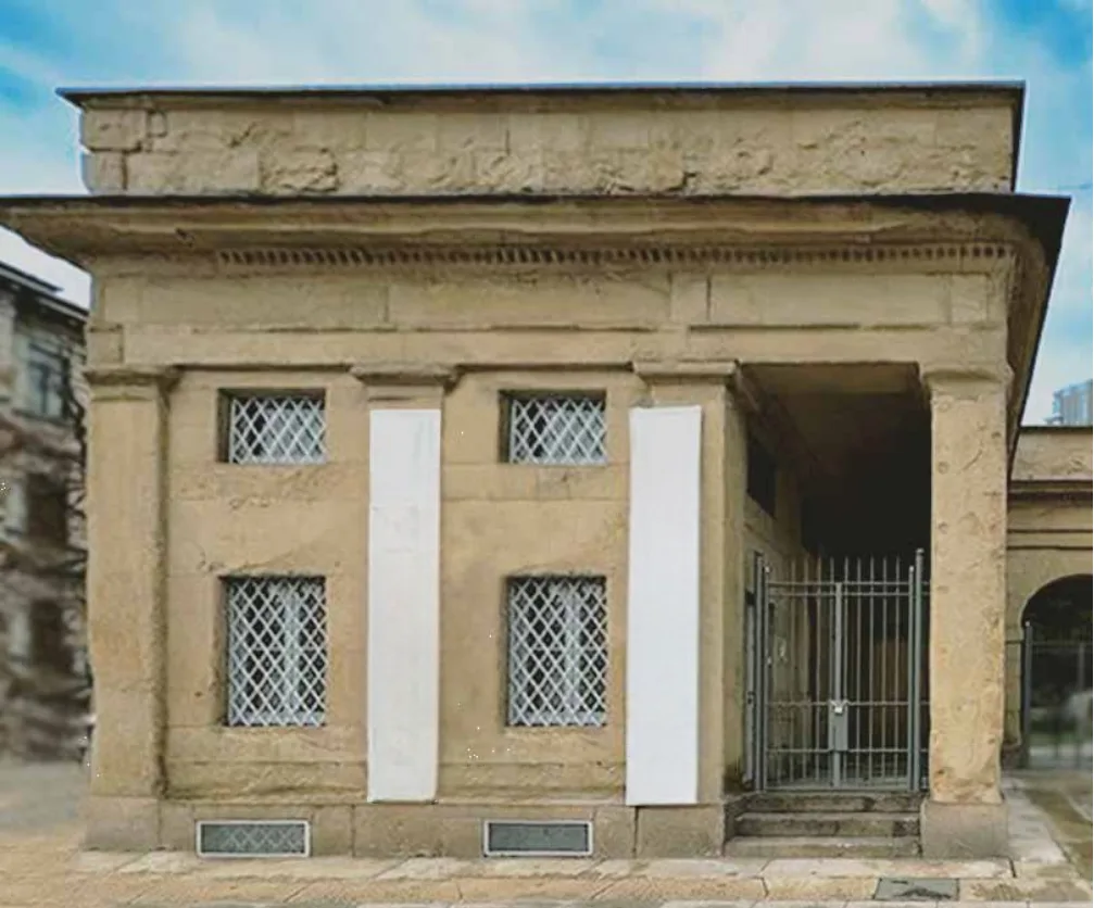 Neoclassical Commercial Space in Milan's Porta Nuova, 200 sqm, showroom presentation, pop-up rental in Milano, interior view