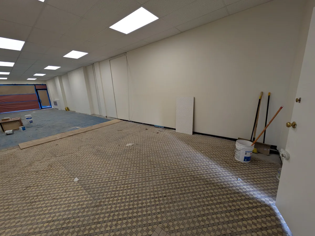 Newly Renovated Avenue I Storefront – 1,200 SF, 112 sqm, retail activation, pop-up rental in Brooklyn, second interior view