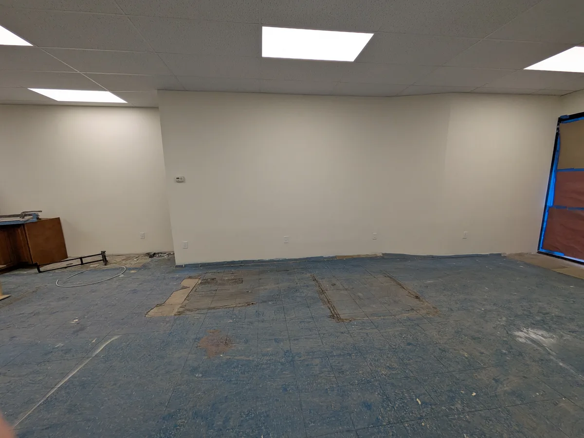 Newly Renovated Avenue I Storefront – 1,200 SF, 112 sqm, retail activation, pop-up rental in Brooklyn, additional interior v…