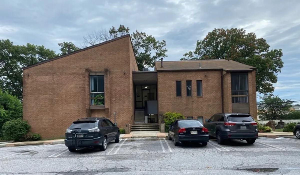 Newly Renovated Medical or Commercial Offices for Rent, 98 sqm, corporate event, pop-up rental in Towson, additional interio…