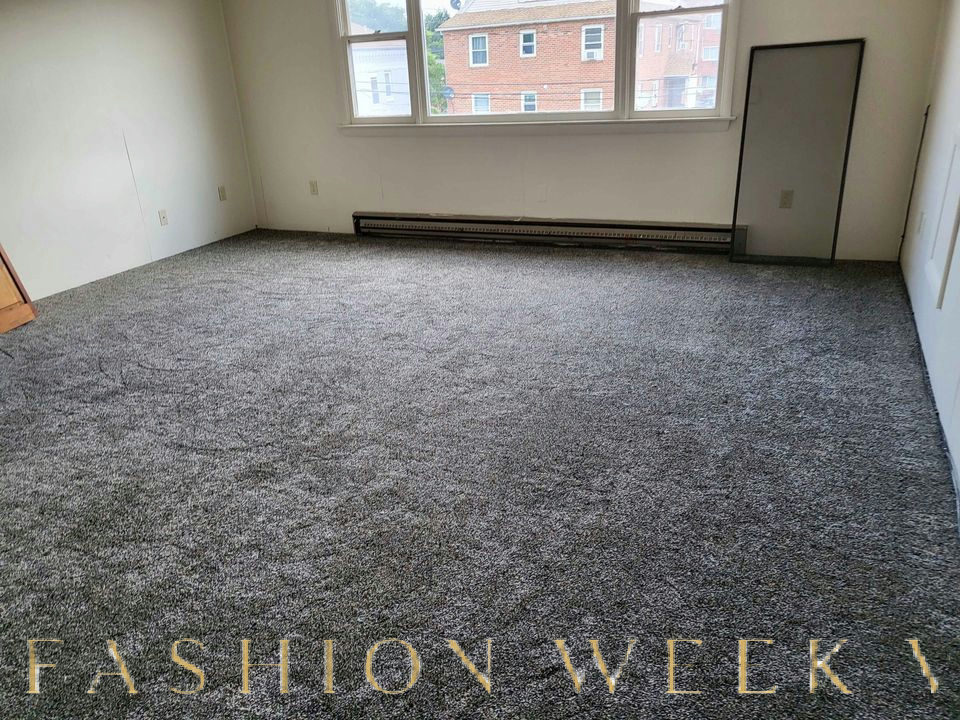 Office and Warehouse Space with Parking and Loading Dock, 257 sqm, private event, pop-up rental in Bristol, second interior…