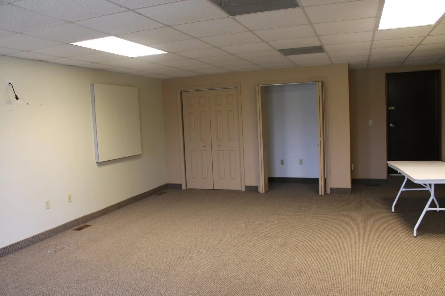 Office Space for Rent on Lakeland Blvd, Eastlake — 2