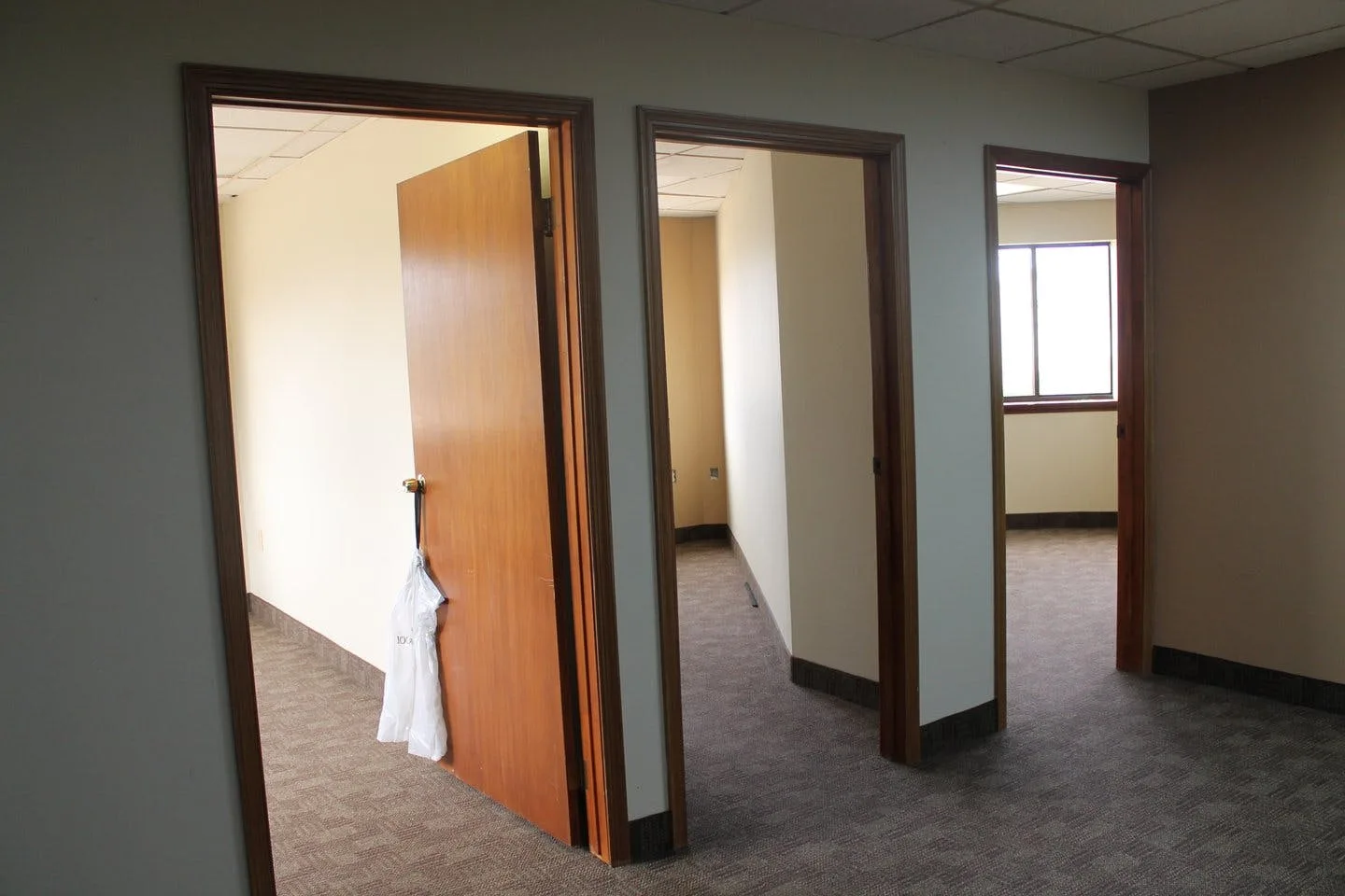 Office Space for Rent on Lakeland Blvd, Eastlake — 3