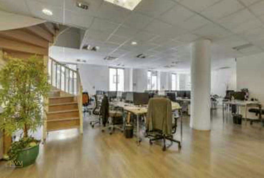 Office Space on Boulevard De La Madeleine, Paris, 735 sqm, workshop, pop-up rental