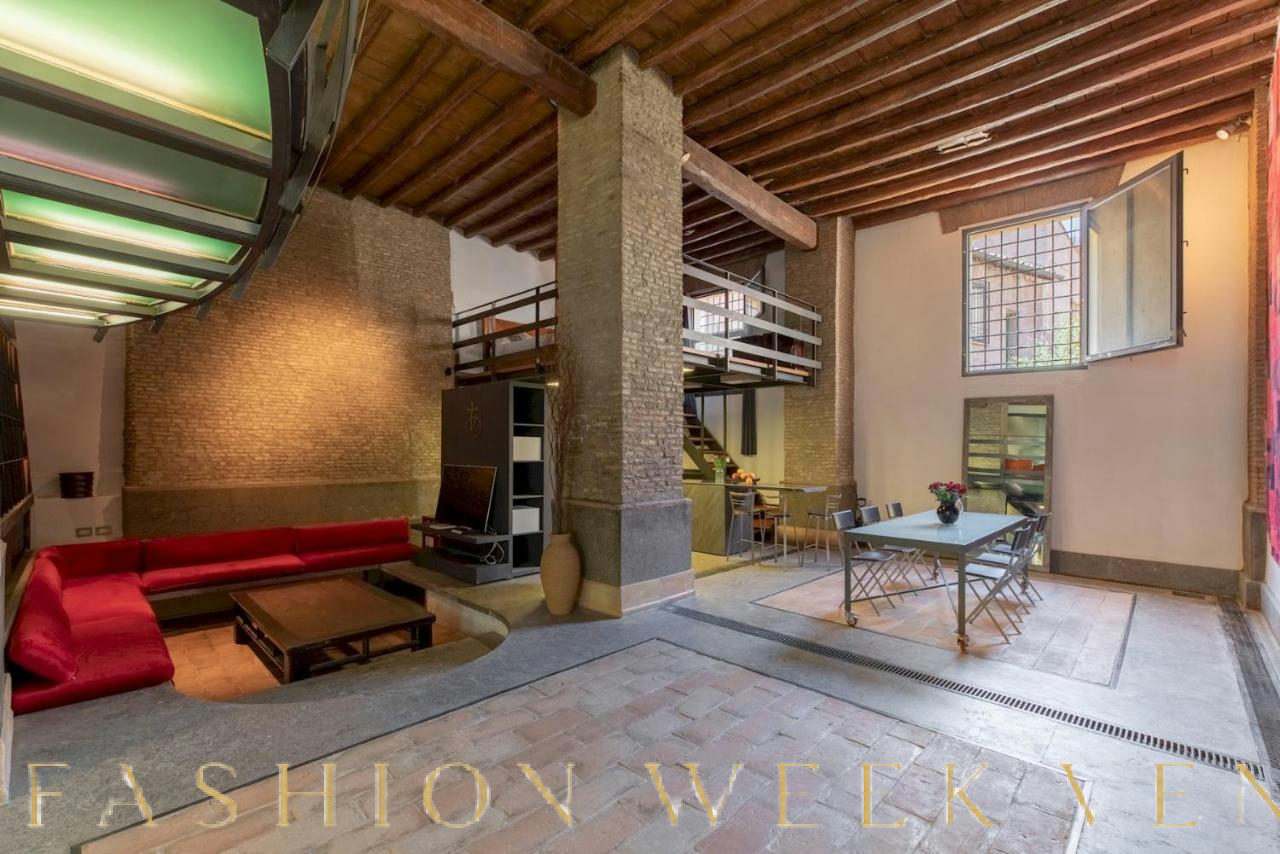 Open Space for Events and Training in Trastevere, 200 sqm, private event, pop-up rental in Roma