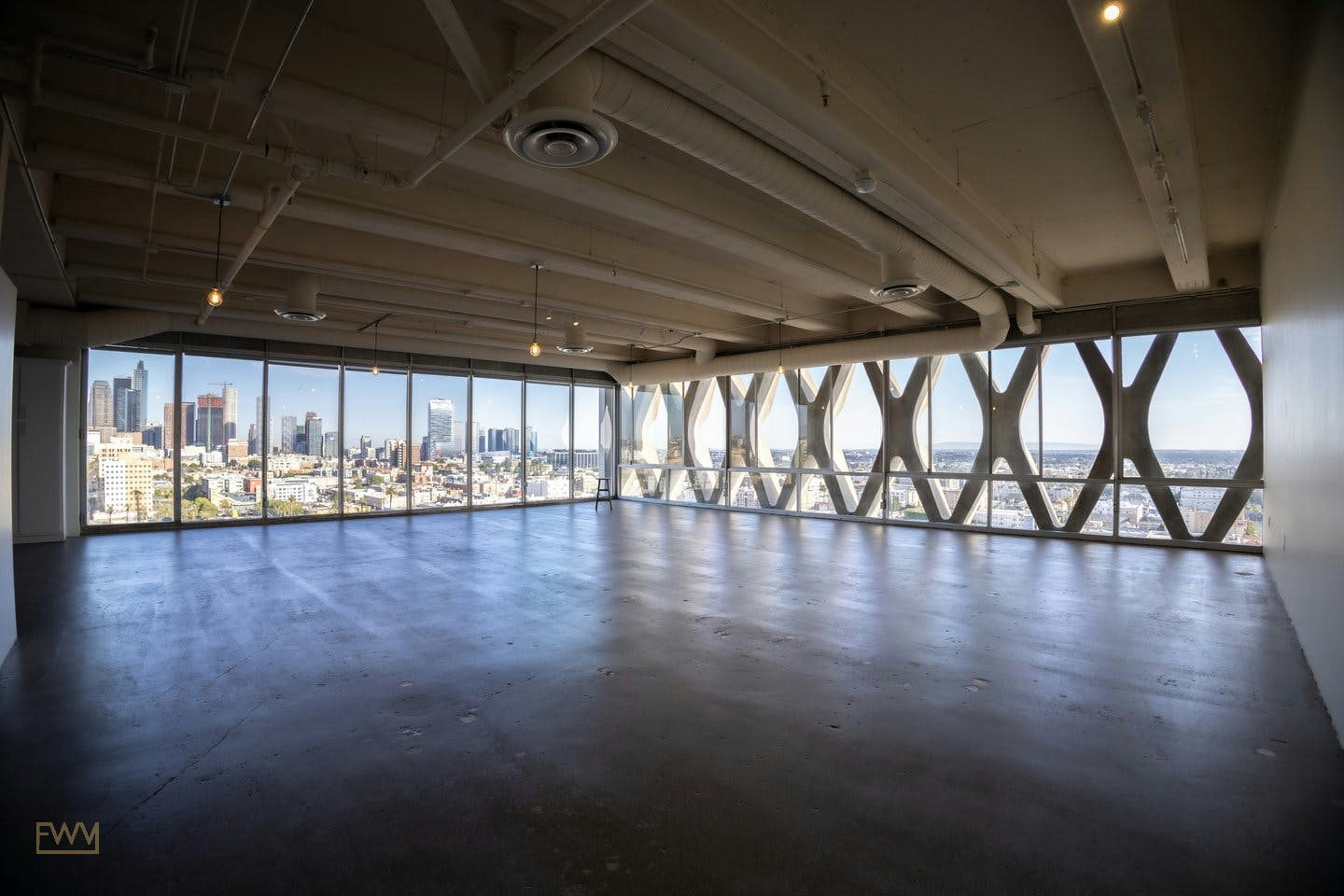Penthouse Loft Space for Events and Showrooms in Los Angeles, 139 sqm, pop up store