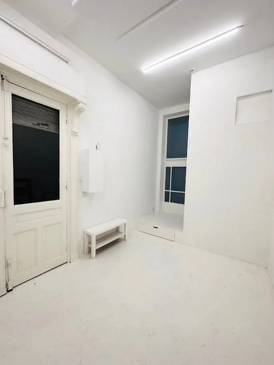 Petite Galerie Space in Le Marais, Paris — 2