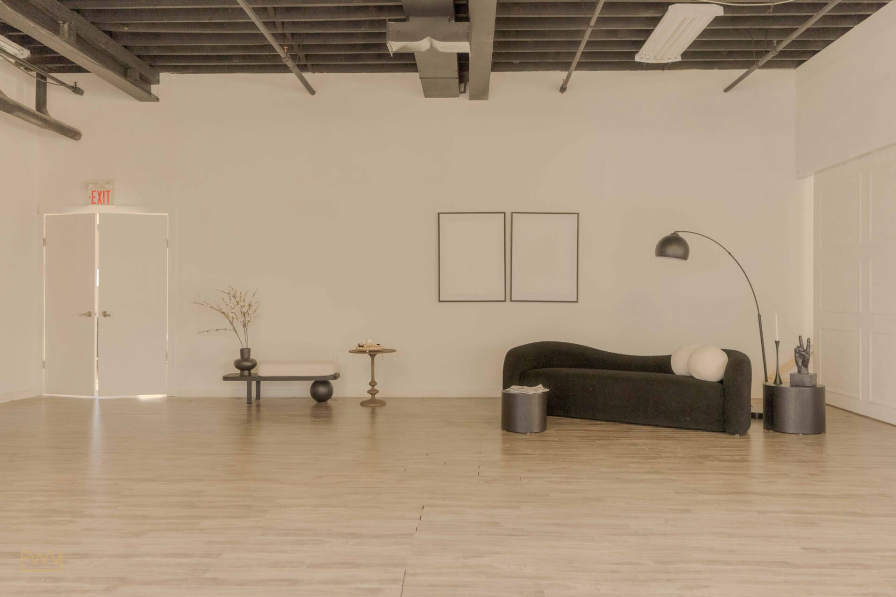 Photography and Video Studio with Cyclorama Wall, 78 sqm, photo shoot, pop-up rental in Toronto
