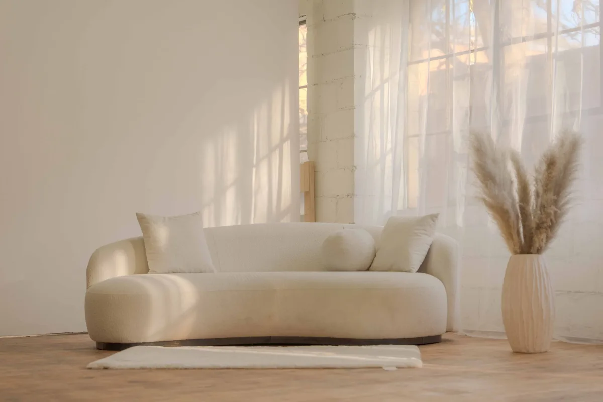 Photography and Video Studio with Cyclorama Wall, 78 sqm, photo shoot, pop-up rental in Toronto, second interior view