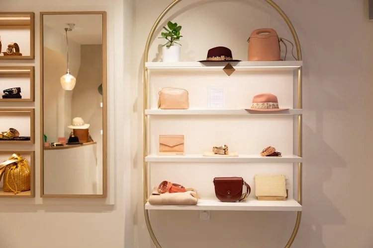 Pop Up Boutique at Rue Commines, Paris — 3