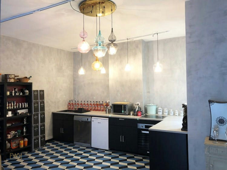Pop-Up Boutique on Rue Pelleport, Paris, 50 sqm, pop up store
