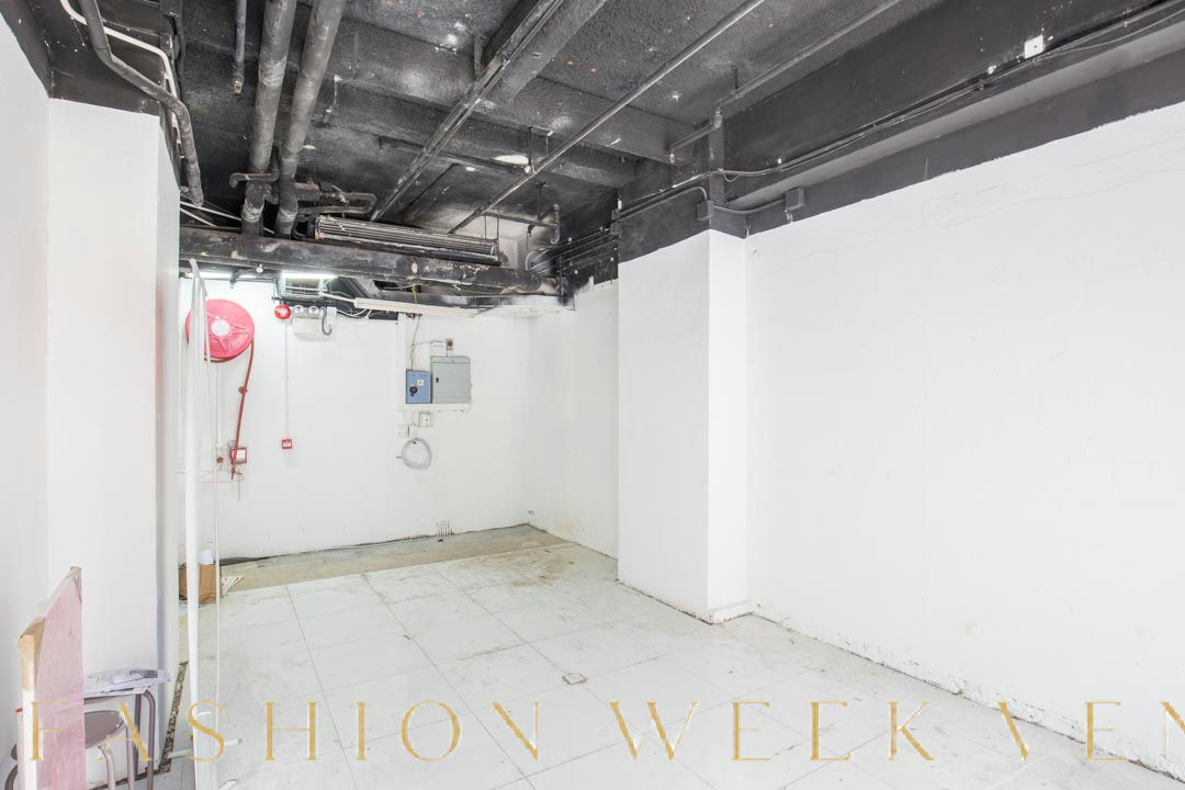 Pop-Up Shop Opportunity in Tsim Sha Tsui, 47 sqm, pop up store in Hong Kong, second interior view