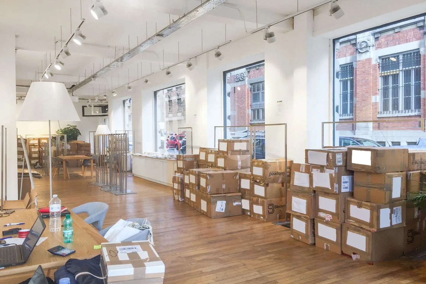 Pop-up Store and Showroom in Carreau du Temple, Paris — 3