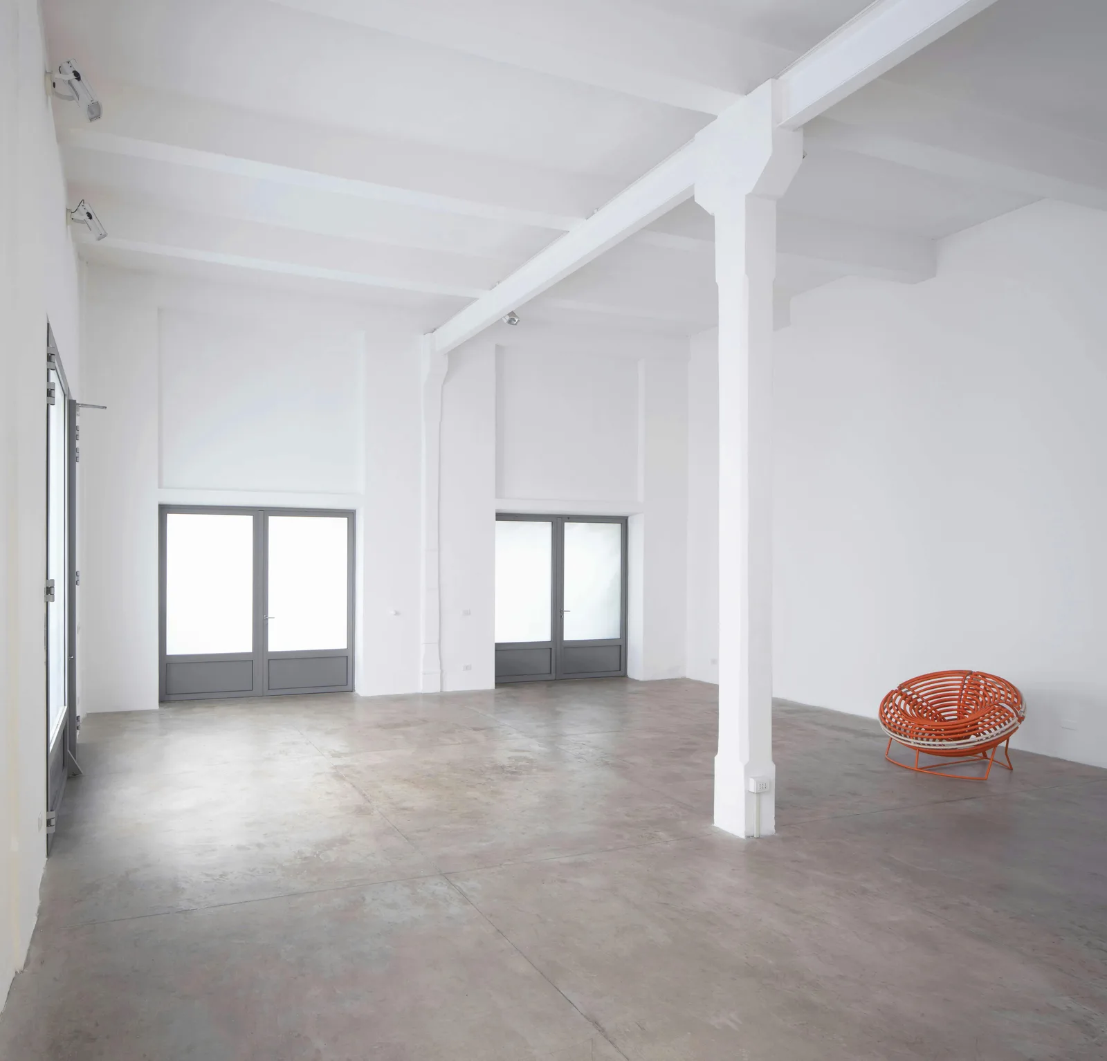 Pop-Up Store and Showroom on Viale Stelvio, Milan — 5