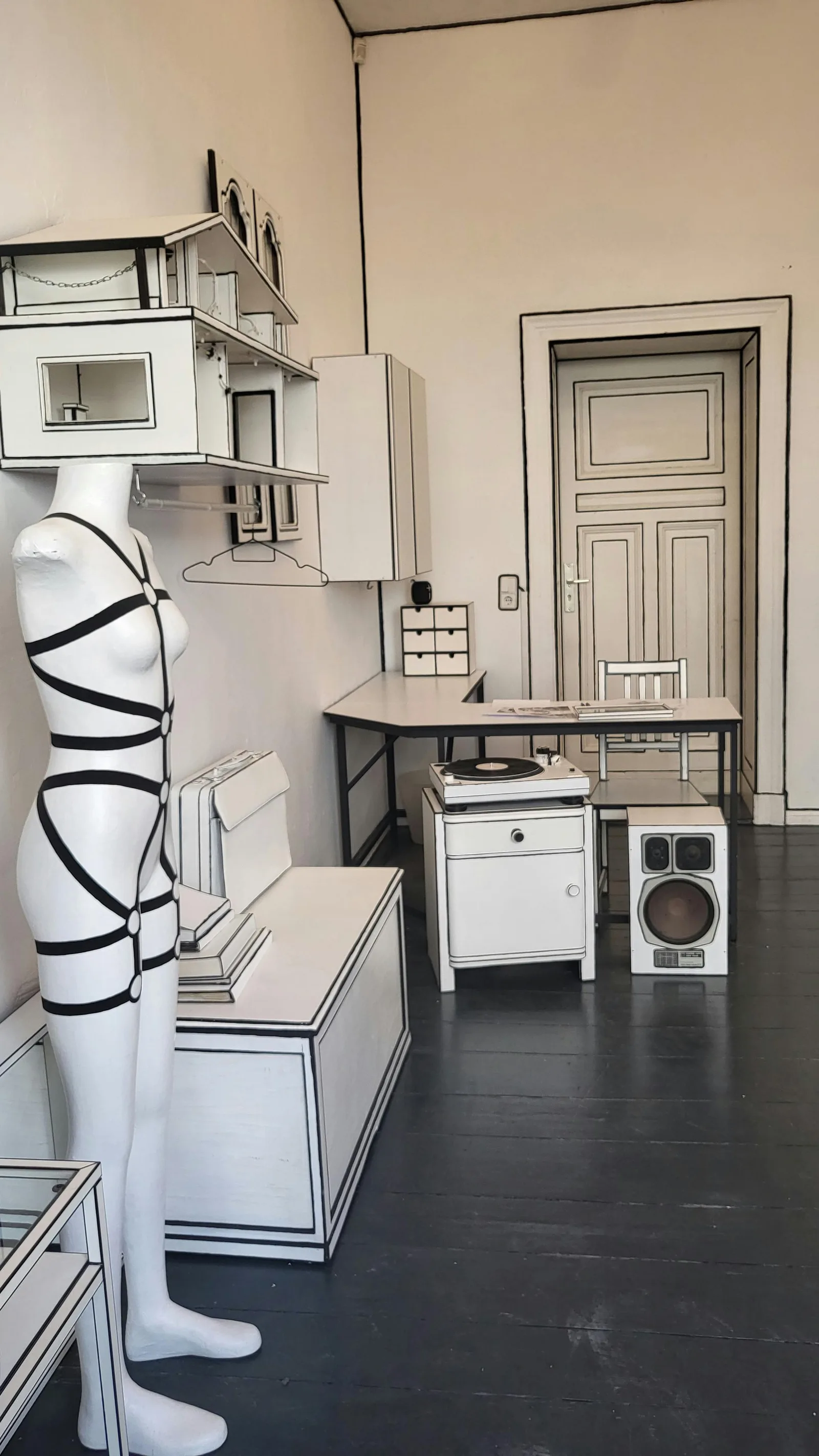 Pop-up Studio on Simon-Dach-Strasse, Friedrichshain
