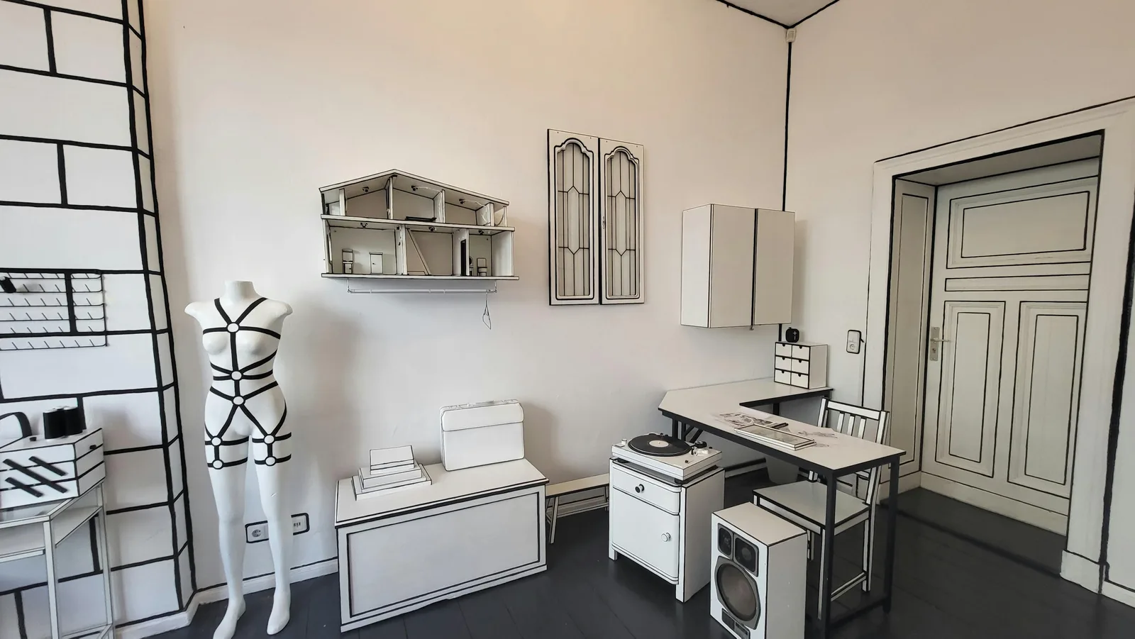 Pop-up Studio on Simon-Dach-Strasse, Friedrichshain — 5