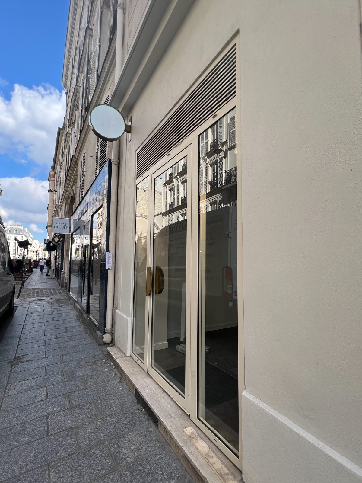 POPUP STORE - PARIS LE MARAIS available for coming Sept Fashionweek, 80 sqm, boutique