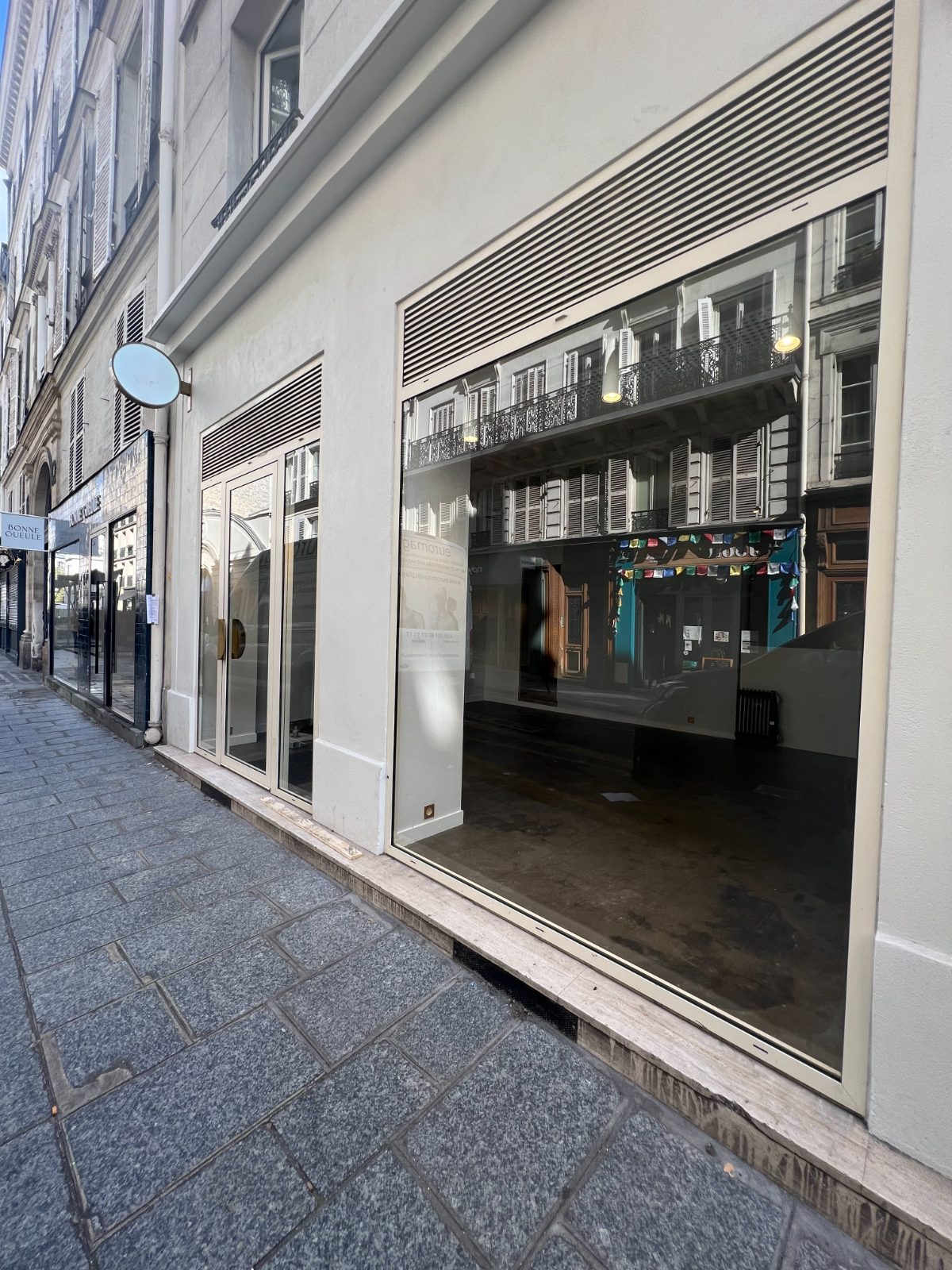 POPUP STORE - PARIS LE MARAIS available for coming Sept Fashionweek, 80 sqm, boutique, interior view