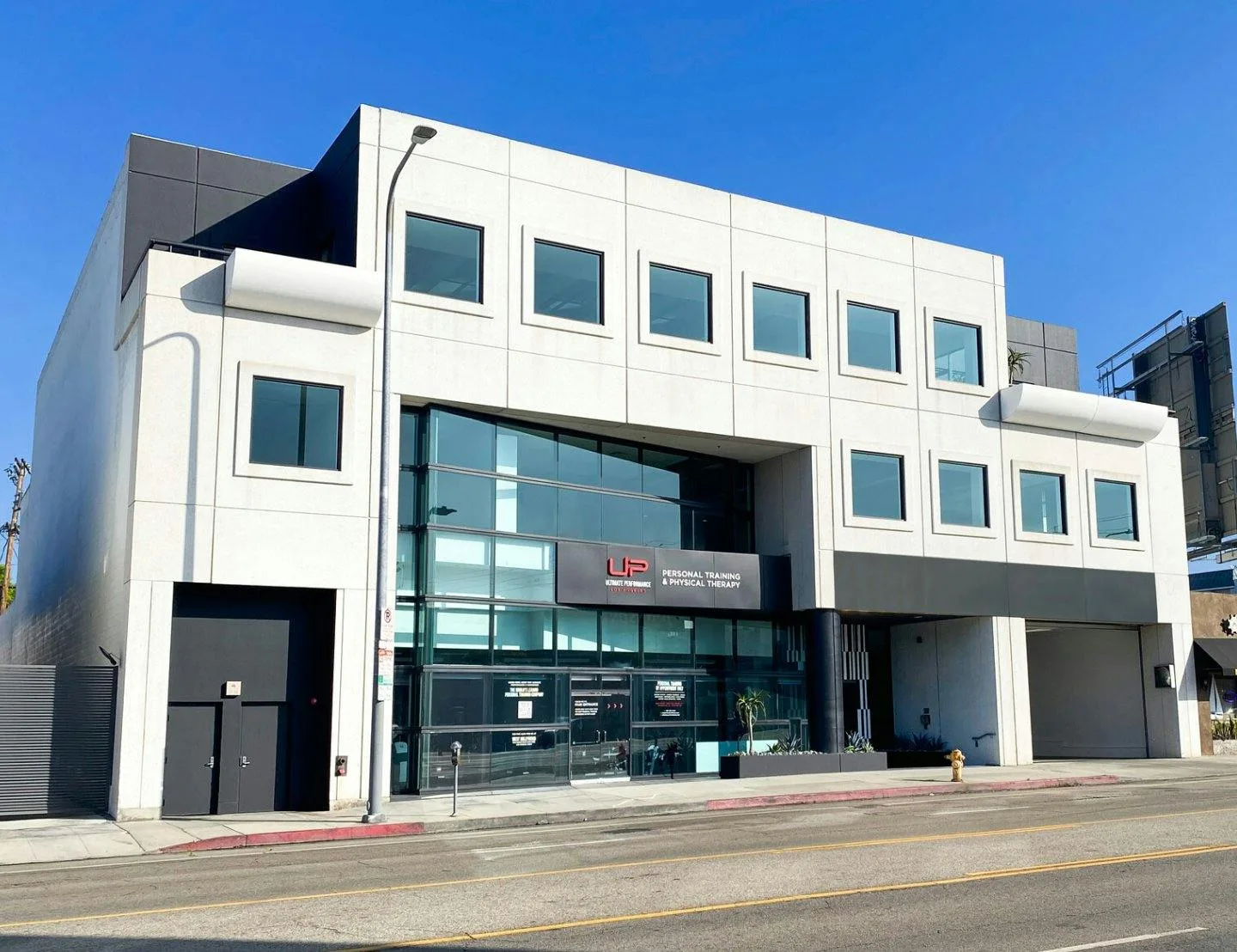 Premier Showroom and Office Space in Los Angeles — 5