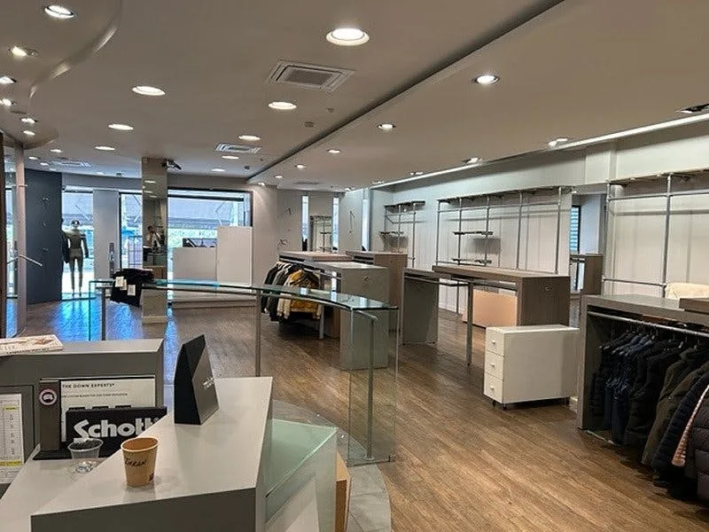 Premium 200 sqm Commercial Space in Lyon Centre — 2
