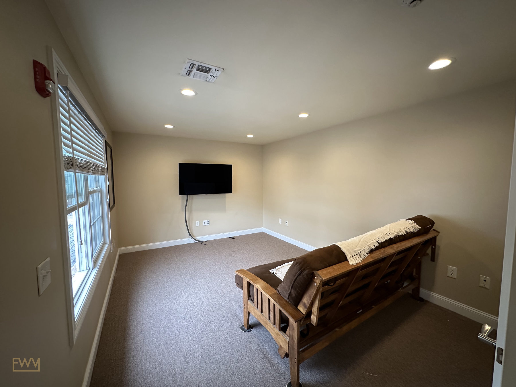 Prime 1,100 Sq Ft Office Space for Lease, 102 sqm, corporate event, pop-up rental in Paterson, additional interior view