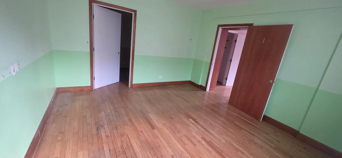 Prime Commercial Space on Queens Boulevard, 168 sqm, retail activation, pop-up rental, interior view